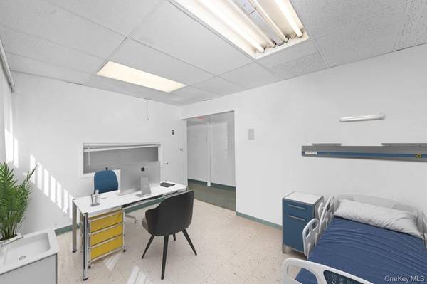 200 S Broadway #2-4 BLDG 2, Tarrytown, NY 10591