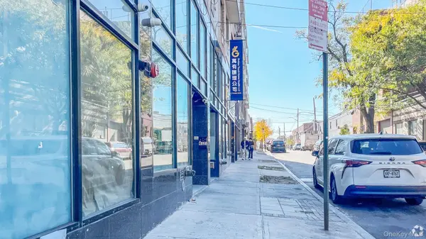 Address not disclosed, Flushing, NY 11355