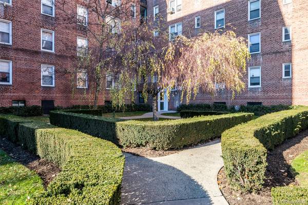 5639 Netherland AVE #3F, Bronx, NY 10471