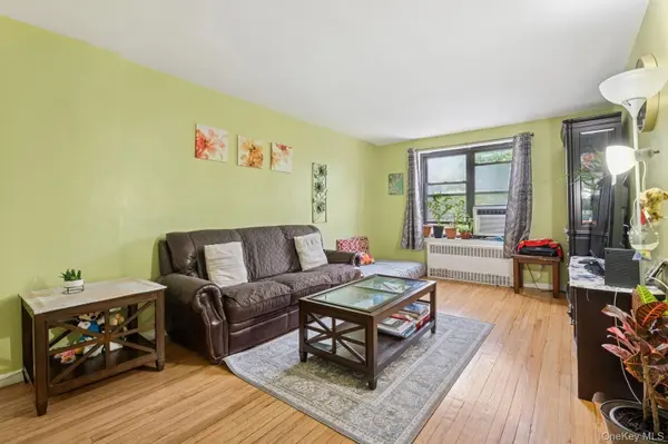 87-30 204 ST #A78, Hollis, NY 11423