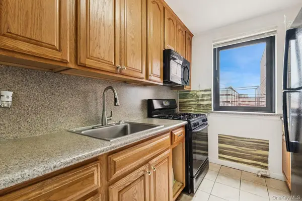 87-30 204 ST #A78, Hollis, NY 11423
