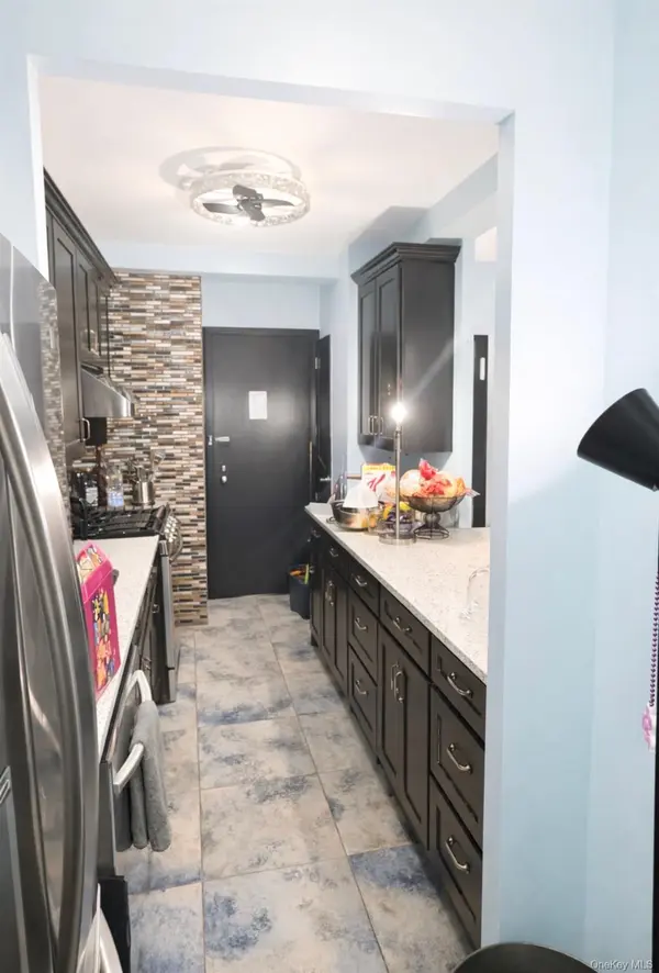 8 Fordham Hill Oval ##17F, Bronx, NY 10468