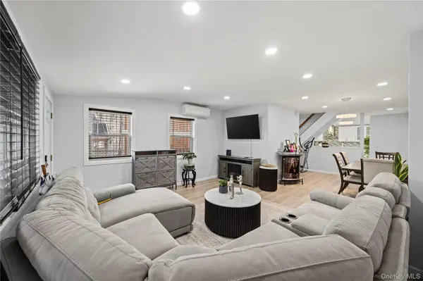 1805 Lacombe AVE, Bronx, NY 10473