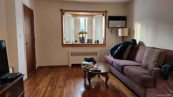 15-27 159 Street 159 Street #619, Whitestone, NY 11357