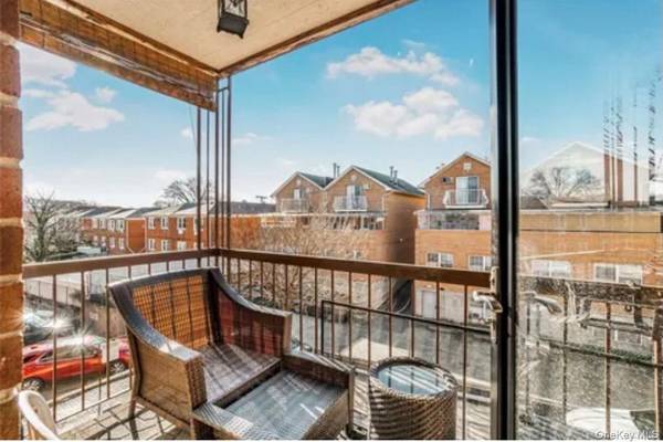 46-12 161st ST #2C, Flushing, NY 11358