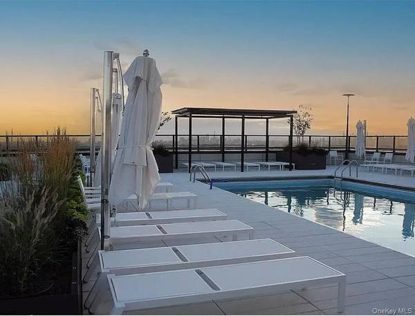 110-11 Queens BLVD #25D, Forest Hills, NY 11375