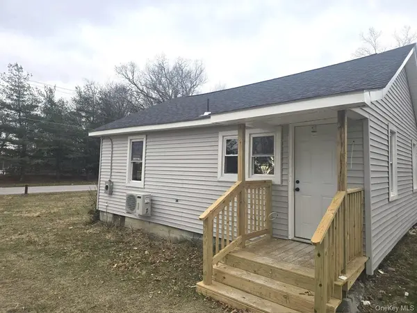 120 Bracken RD, Montgomery, NY 12549