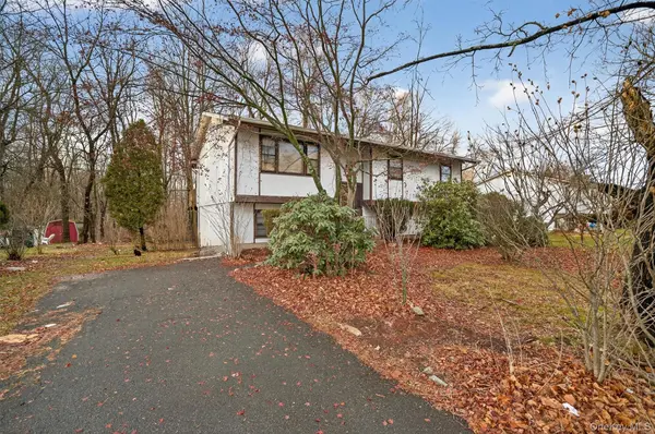 53 Mallory RD, Spring Valley, NY 10977