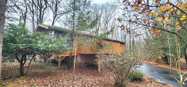 63 Pebble PATH, Rock Hill, NY 12775