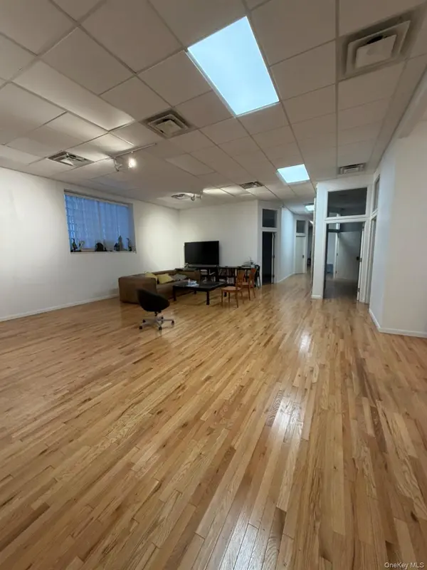 12414 22nd AVE, College Point, NY 11356