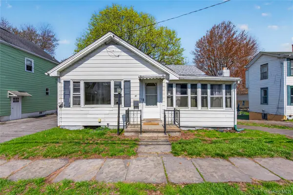 81 Pine Grove AVE, Kingston, NY 12401