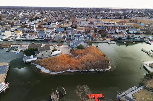 6 Island PLZ, Bellmore, NY 11710