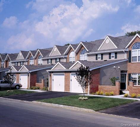 13 Neal #13, South Setauket, NY 11720