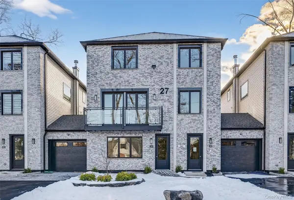 27 Ellish Pkwy #202, Spring Valley, NY 10977