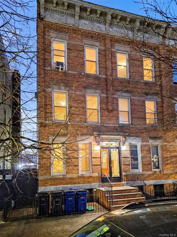 6424 Madison ST, Ridgewood, NY 11385