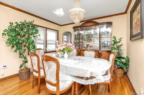 8443 Kendrick PL, Jamaica Estates, NY 11432