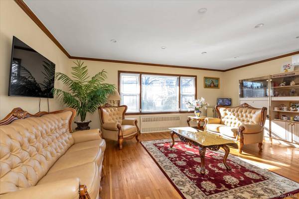 8443 Kendrick PL, Jamaica Estates, NY 11432