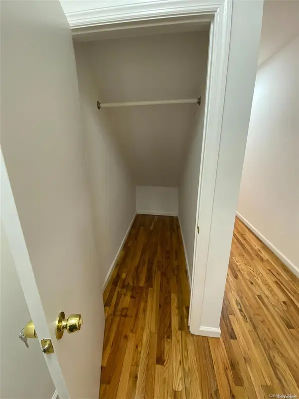 40-28 82nd ST #1, Elmhurst, NY 11373