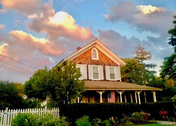 179 G Springville RD, Hampton Bays, NY 11946