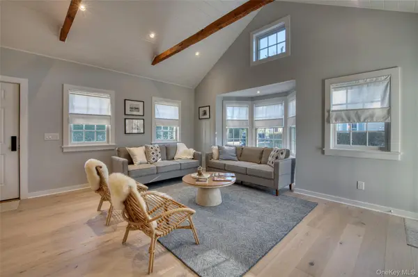 130 Village LN, Orient, NY 11957