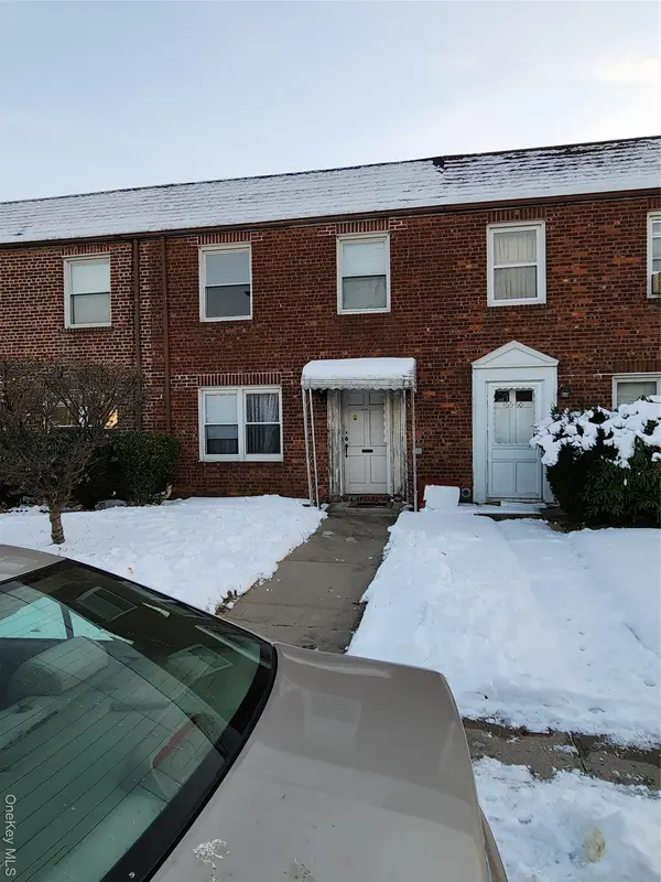 16662 22nd AVE, Whitestone, NY 11357