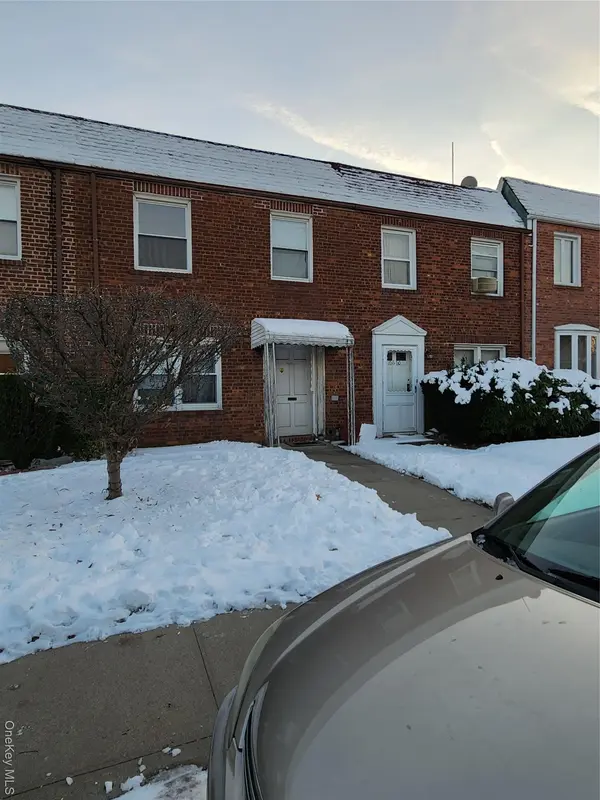 16662 22nd AVE, Whitestone, NY 11357