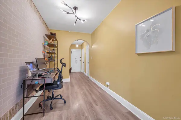 35-24 72nd ST #5G, Jackson Heights, NY 11372