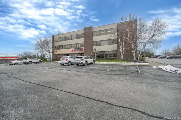 15 Matthews ST #200, Goshen, NY 10924