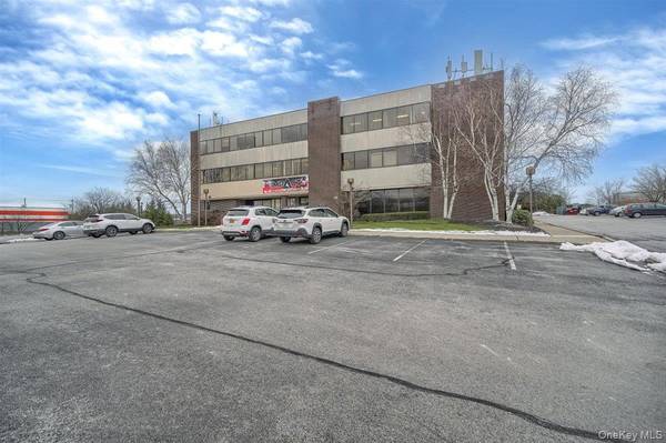 15 Matthews ST #200, Goshen, NY 10924