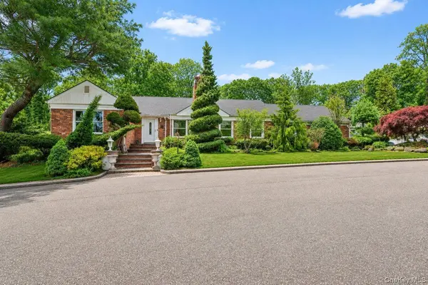 33 Fleets Cove RD, Huntington, NY 11743