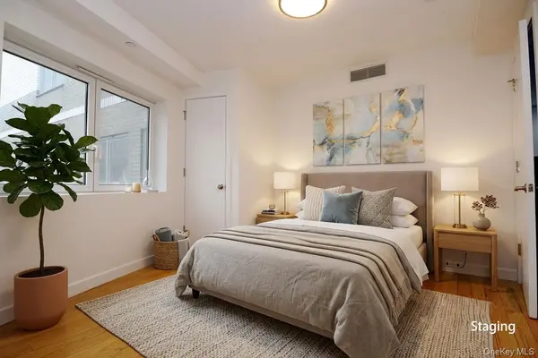 15815 Union TPKE #3F, Fresh Meadows, NY 11366