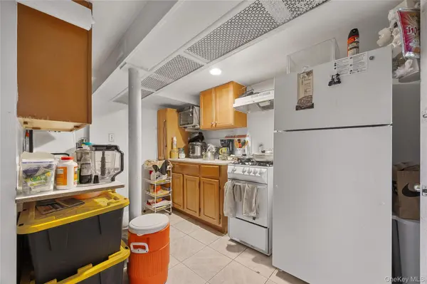 54-08 92nd ST, Elmhurst, NY 11373