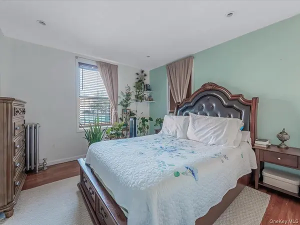 9524 Fort Hamilton Pkwy #301, Brooklyn, NY 11209