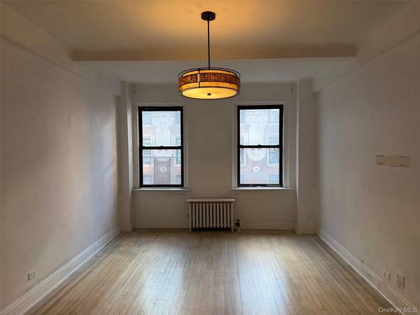 142 E 49th ST #8A, New York (manhattan), NY 10017