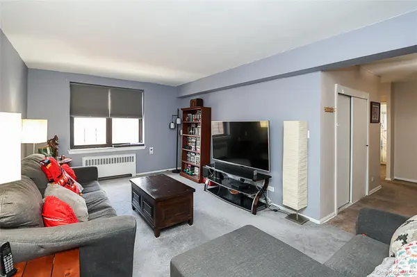 32-40 89 ST #608, East Elmhurst, NY 11369