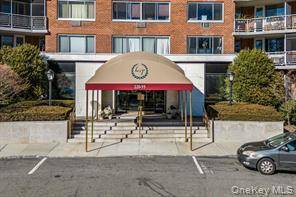 220-55 46th AVE #7S, Bayside, NY 11361