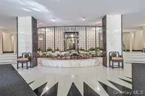 220-55 46th AVE #7S, Bayside, NY 11361