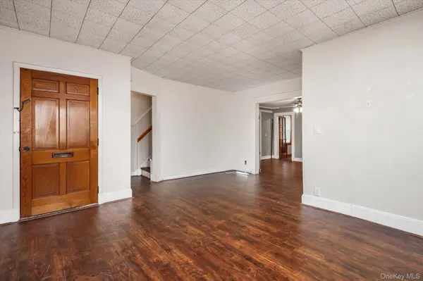 140 Park AVE, Roosevelt, NY 11575