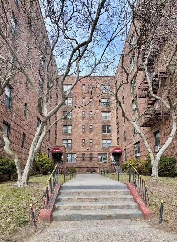 144-07 Sanford Avenue #6E, Flushing, NY 11355