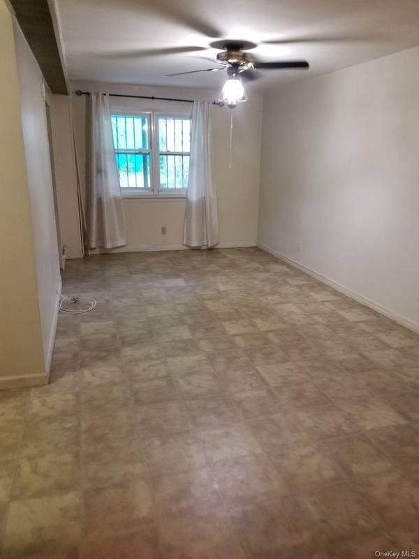 47-30 48th ST, Woodside, NY 11377
