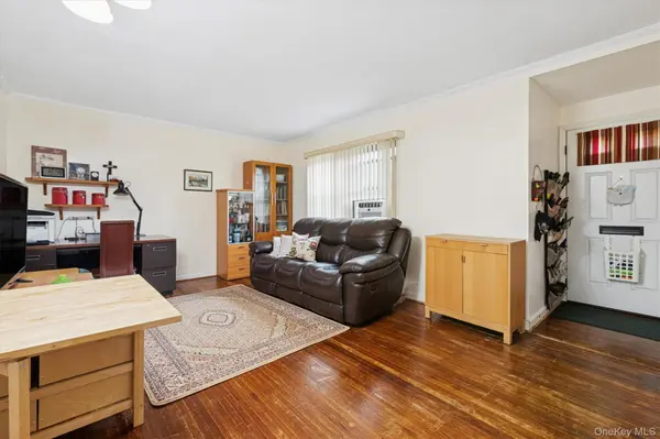 74-22 220th #Lower, Oakland Gardens, NY 11364