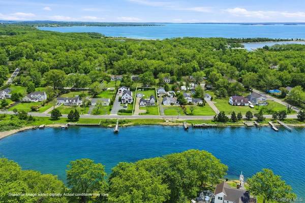 5415 Skunk LN, Cutchogue, NY 11935