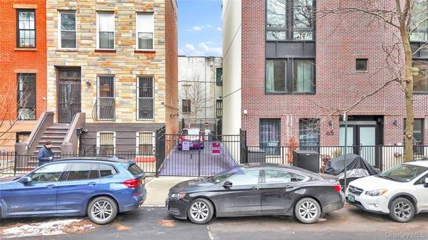 63 Irving PL, Brooklyn, NY 11238