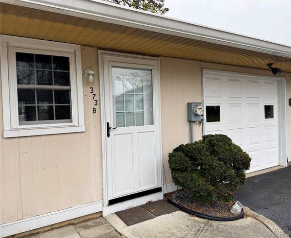 373 Woodbridge DR #B, Ridge, NY 11961
