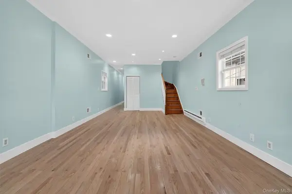 636 Throggs Neck EXPY, Bronx, NY 10465