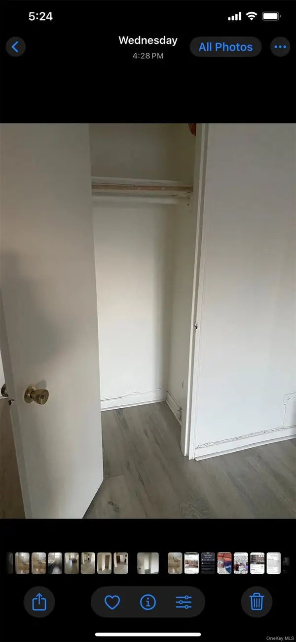 84-50 169th ST #209, Jamaica, NY 11432
