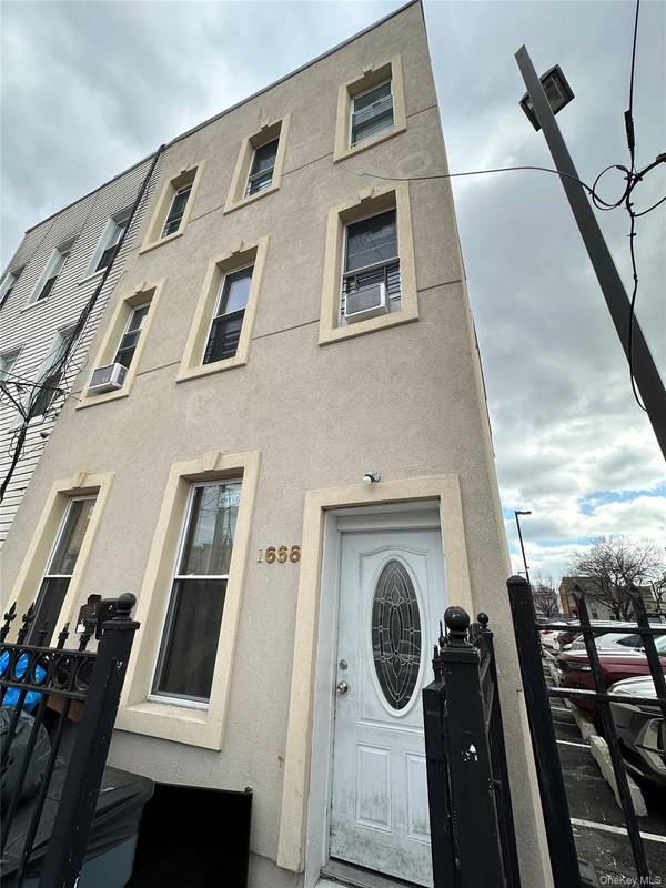 16-66 Jefferson AVE, Ridgewood, NY 11385