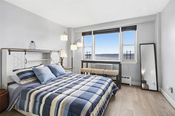 5800 Arlington AVE #15P, Bronx, NY 10471