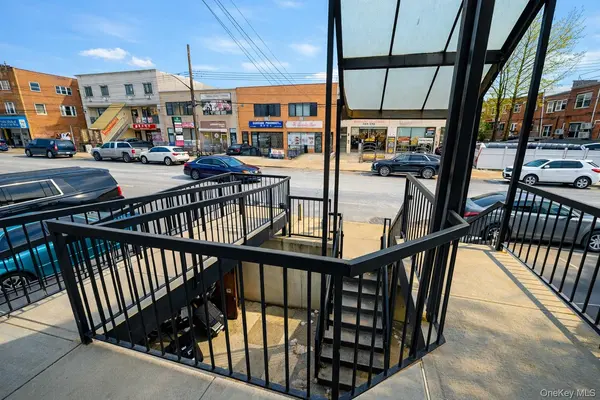4234 162 ST #200, Flushing, NY 11358
