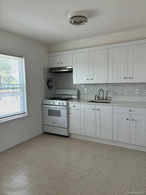 2235 Jericho TPKE #Apt 2, Garden City Park, NY 11040